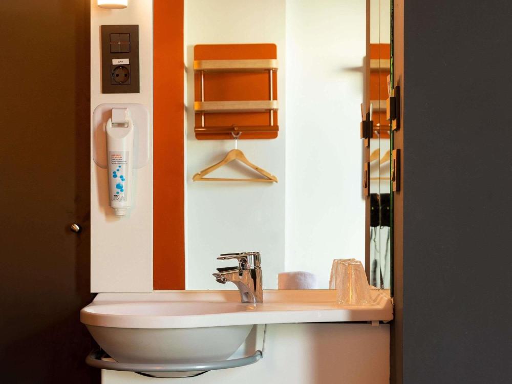 Standard Double Room interior