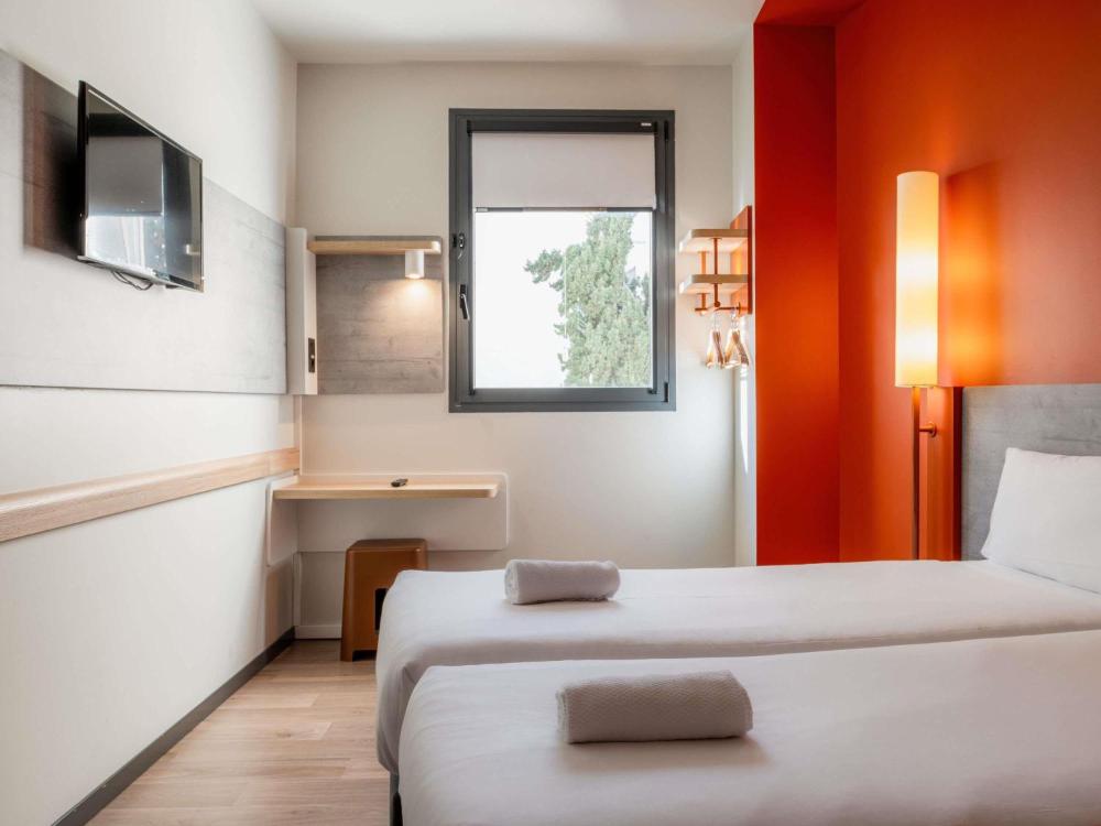 Accesible - Two Beds interior